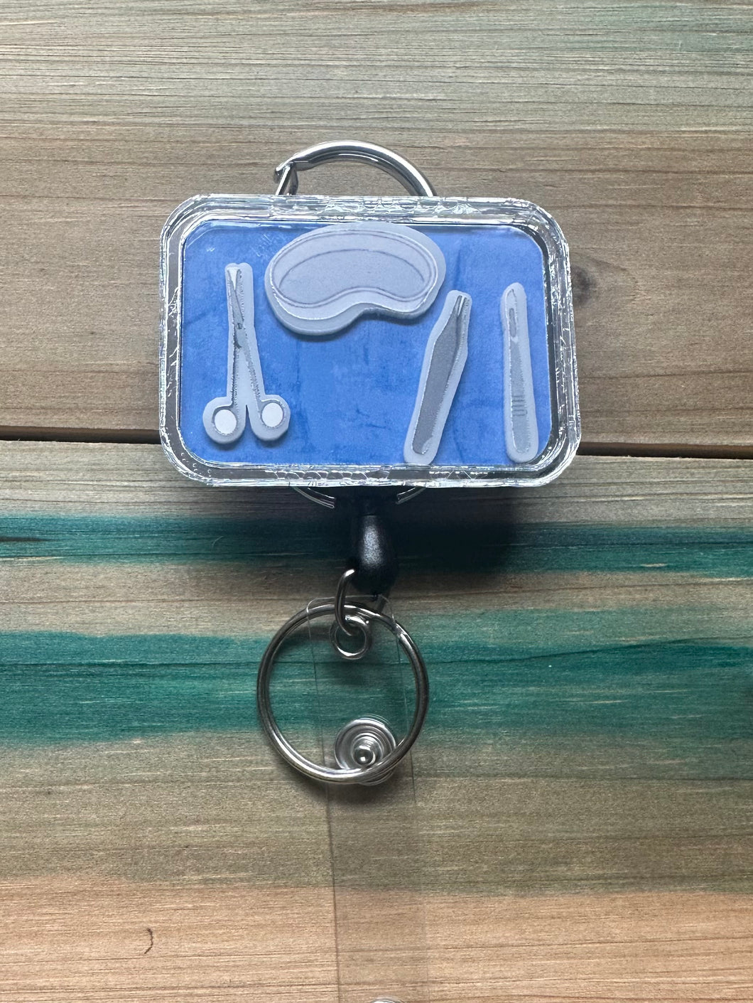 Surgical Tech Shaker Badge Reel